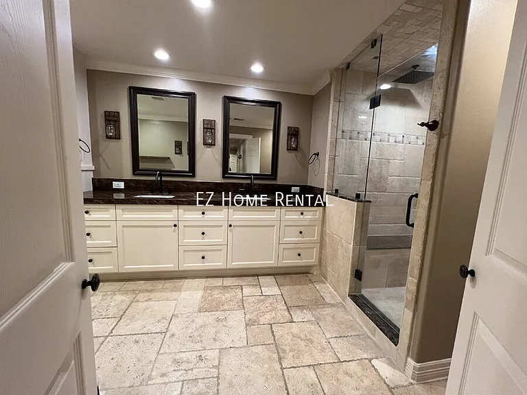 1014 Roxella St — Photo 23