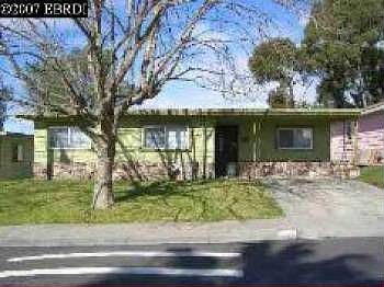 1st image of 801 Banks Dr