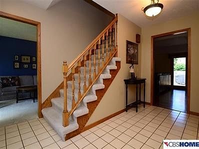 4th image of 804 N 148th St