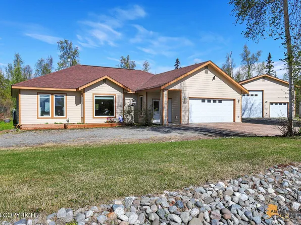6301 W Admiralty Cir, Wasilla, AK 99623