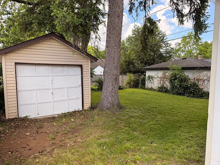 4330 Boulevard Pl — Photo 34