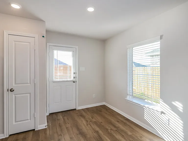7542 Tipton Meadow Way — Photo 5