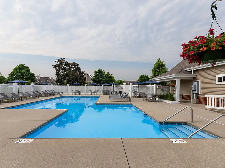 Manchester Oaks Heated Outdoor Pool