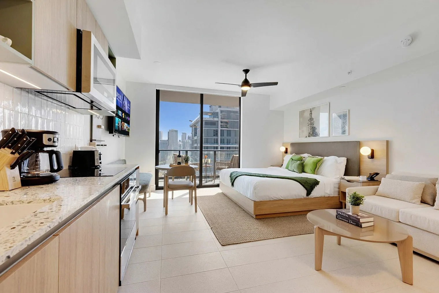 Studio, 1.0 bath, 441 sqft, $4,868 — Photo 3