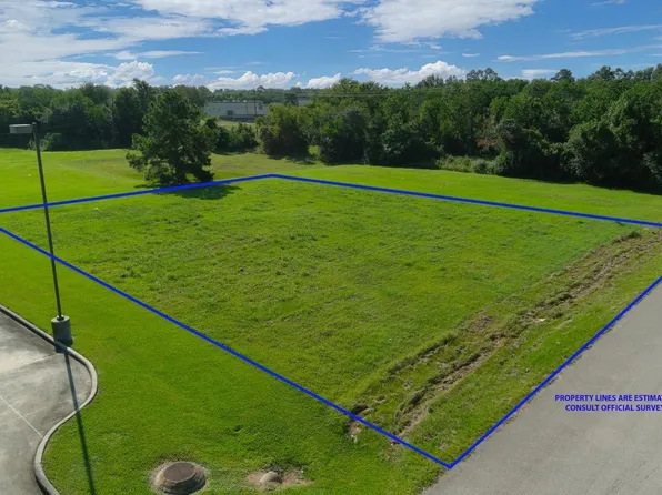 1100 S 6th St, La Porte, TX 77571