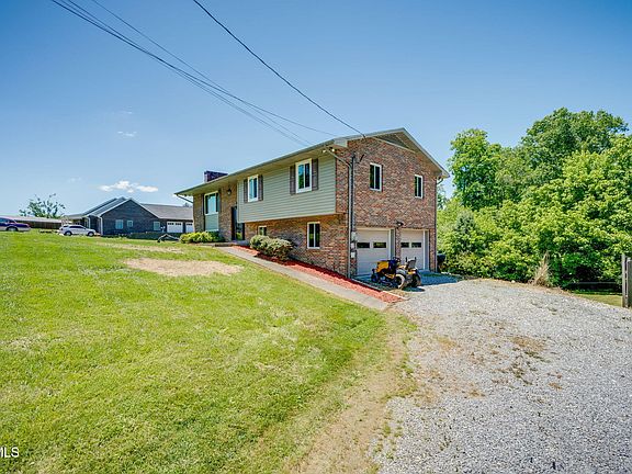 3rd image of 2929 Carrollwood Dr