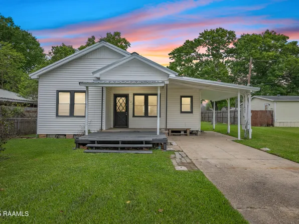 121 Romero St, Youngsville, LA 70592