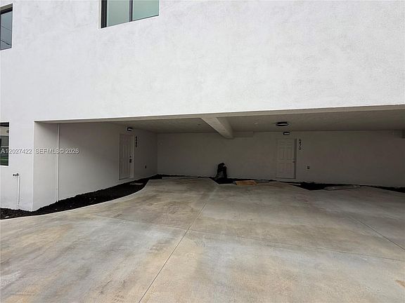 5th image of 6480 NE 1st Ave