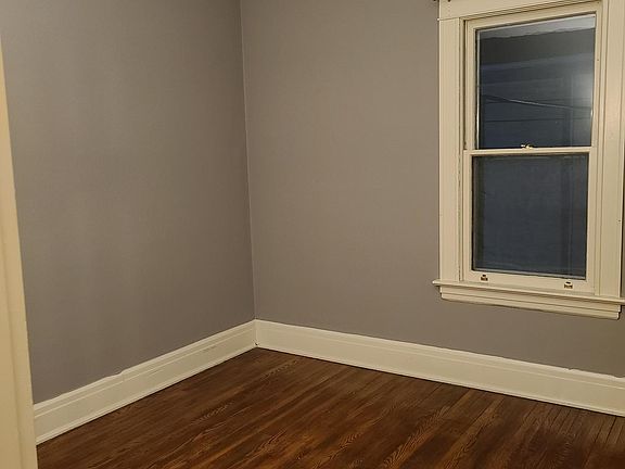 4th image of 254 Pennsylvania St #2