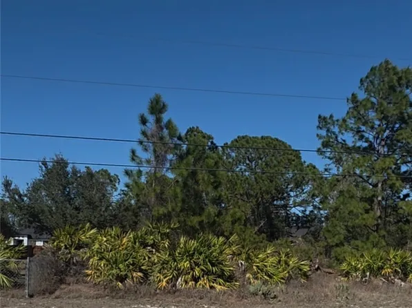 3712 40th St SW, Lehigh Acres, FL 33976