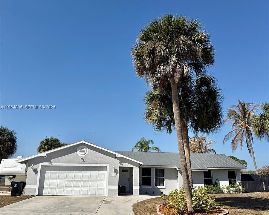 1st image of 2068 SE Triumph Rd