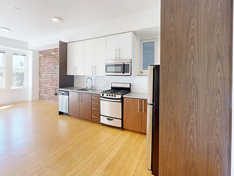 540 Leavenworth Street — Photo 4