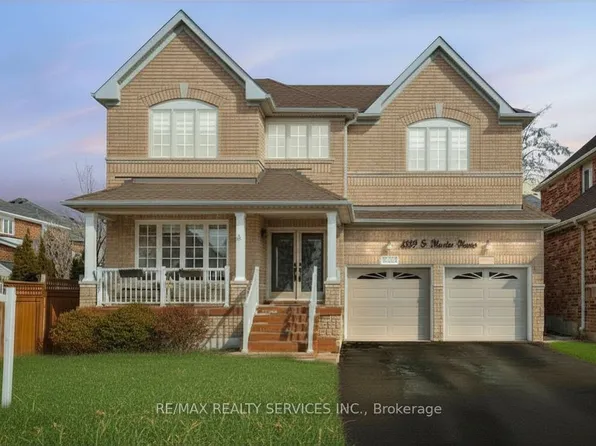 4829 Saint Martin Mews, Mississauga, ON L5M 7J9
