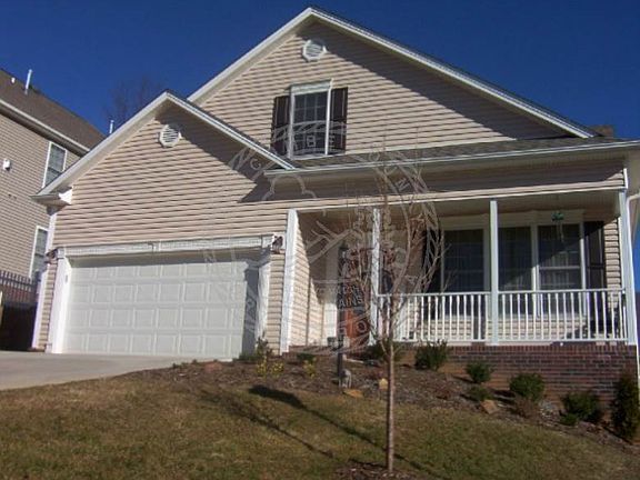 3rd image of 118 Willow Oak Dr