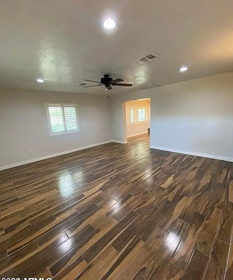 1011 W Northern Ave — Photo 4