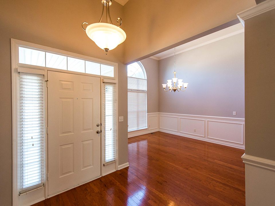 1st image of 8058 Squirrel Wood Ct #174