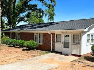 18 Johnson Ave, Newnan, GA 30263
