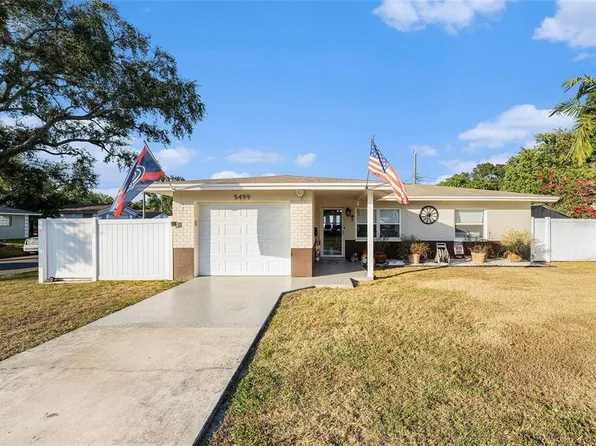 5499 12th Ave N, Saint Petersburg, FL 33710