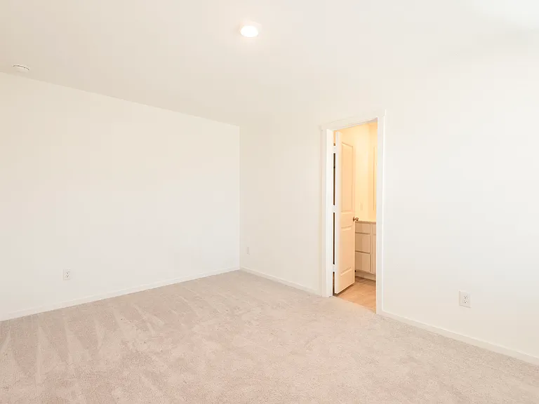 6804 Bramblewood Dr — Photo 10