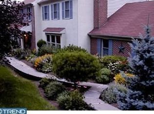 803 Nathan Hale Dr, West Chester, PA 19382