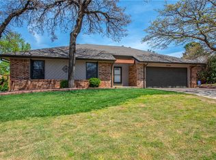 2329 Shady Tree Ln, Edmond, OK 73013