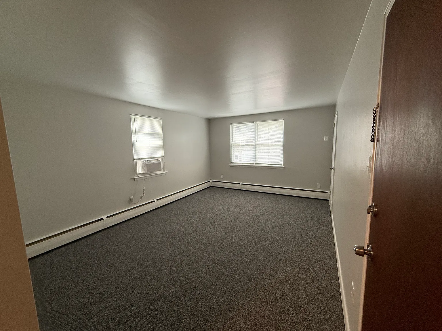 936 Shelmire Ave — Photo 3