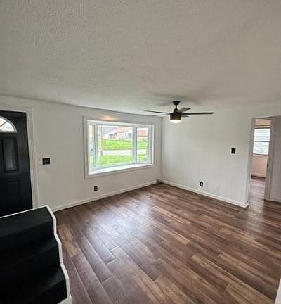 3rd image of 300 Rohr Ave NW