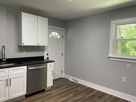 2nd image of 503 N Pine St