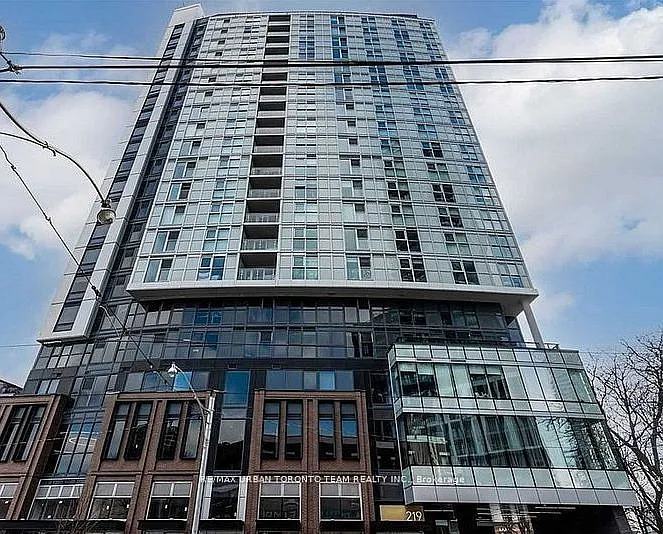 219 Dundas St E #605