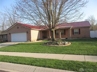 204 Esther Dr, Lewisburg, OH 45338