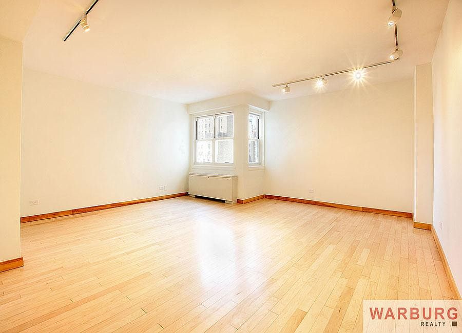 1st image of 101 W 12th St APT 14Z