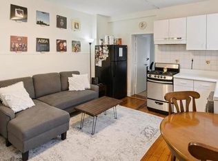517 Fairmount Ave #2R, Philadelphia, PA