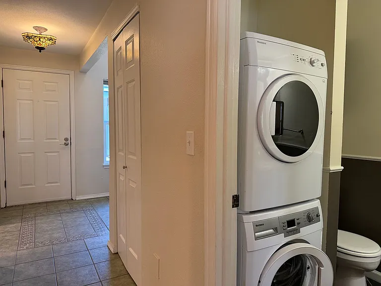 10001 NE 12th St #116 — Photo 13