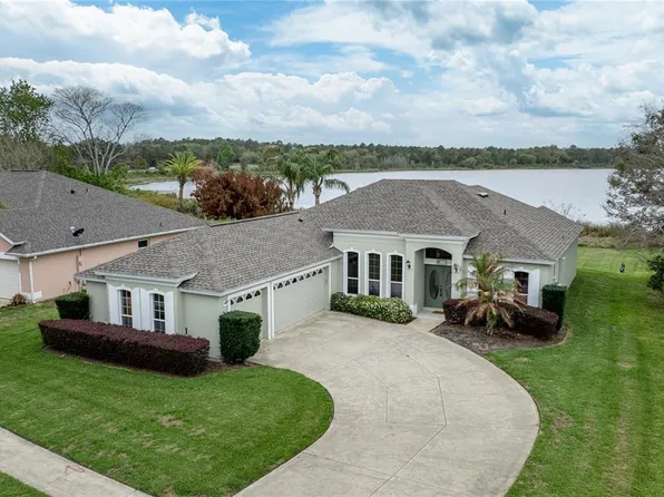 3804 Bayshore Cir, Tavares, FL 32778