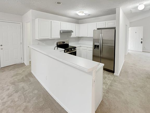 3rd image of 1115 Allen Rd