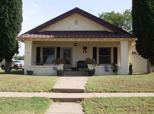 104 E 8th St, Colorado City, TX 79512