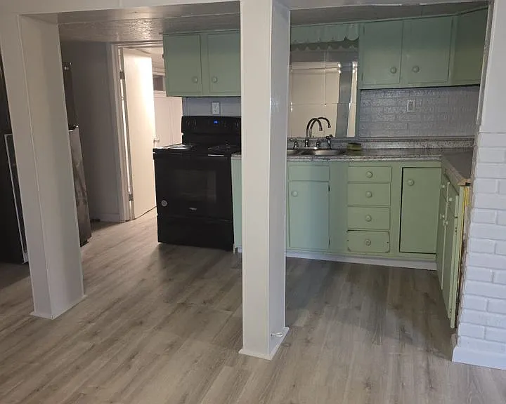 120 Union St #2 — Photo 8