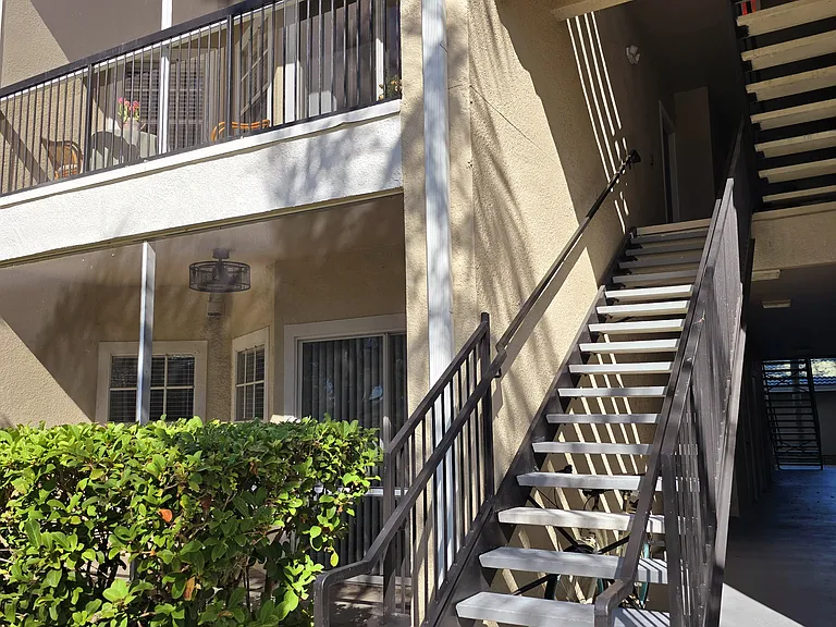 5152 Northridge Rd #205 — Photo 5