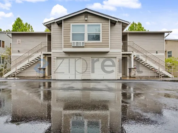 15060 NW Central Dr APT 1104, Portland, OR 97229
