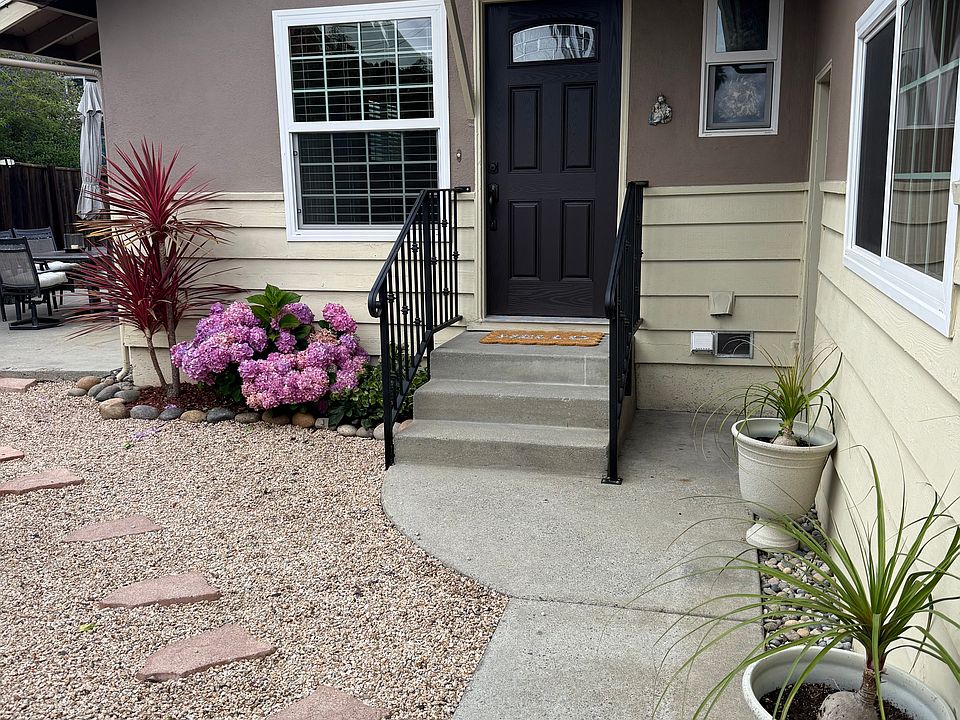 1st image of 2016 Encina Dr Unit A