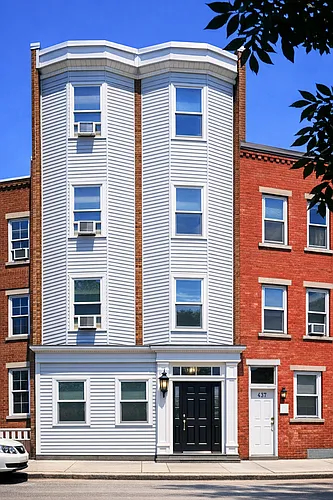 109 Garden St Photo 1