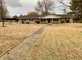 48 Circle Rd, Longview, TX 75602