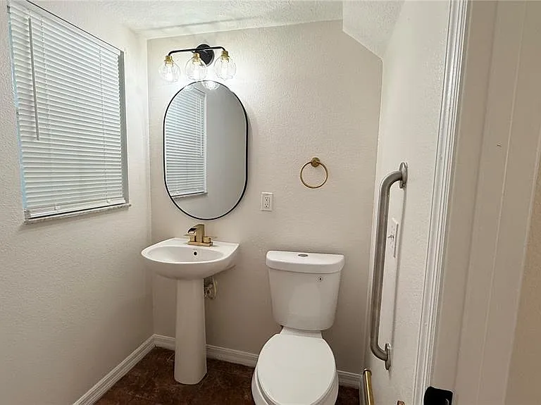 2568 Aventurine St — Photo 14