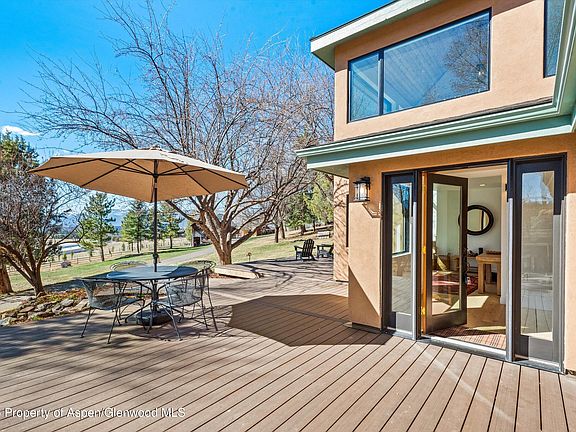 5th image of 14 Old Orchard Rd