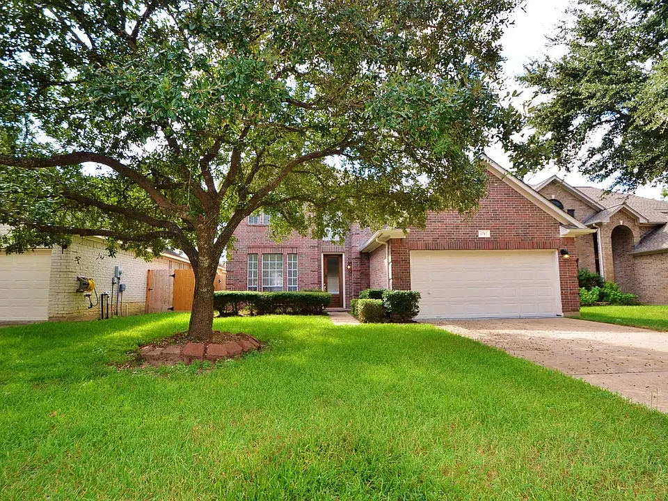 6747 Cleft Stone Dr