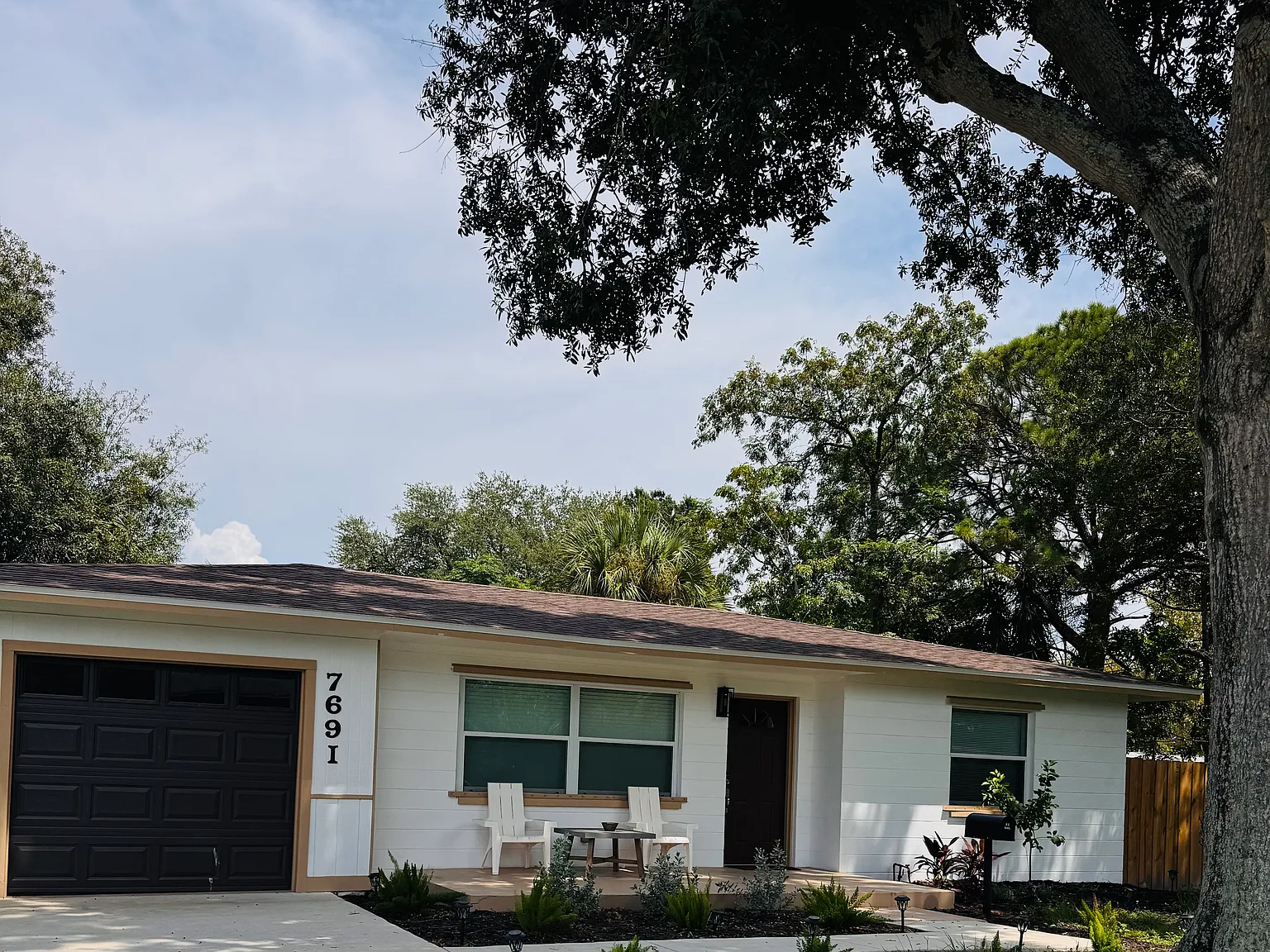 2 bed, 789 sqft, $2,475 — Photo 2