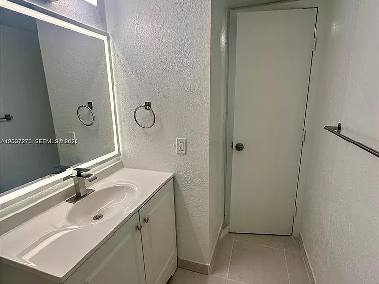 9360 Fontainebleau Blvd #309 — Photo 19