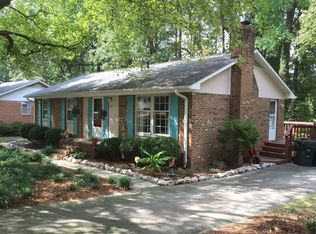 320 Northclift Dr, Raleigh, NC 27609