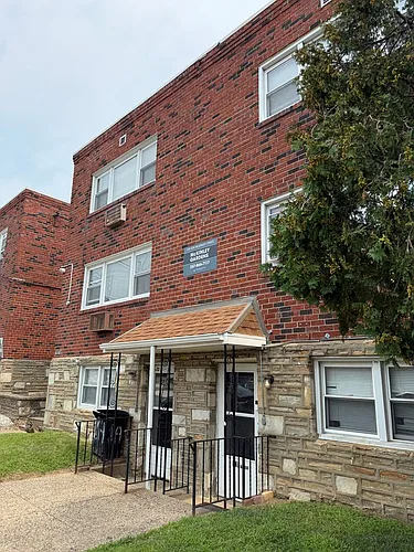 537-39 McKinley St Photo 1