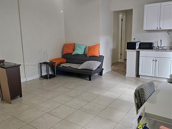 4th image of 6901 SW 95th Ave #0
